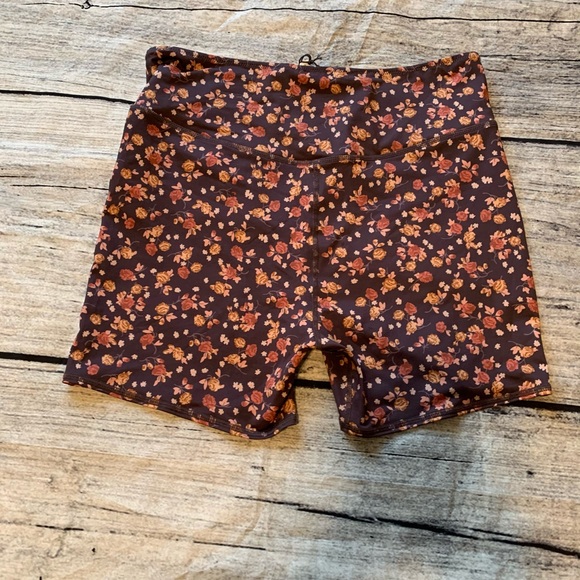 Spell& the gypsy collective biker athletic shorts - Picture 4 of 8